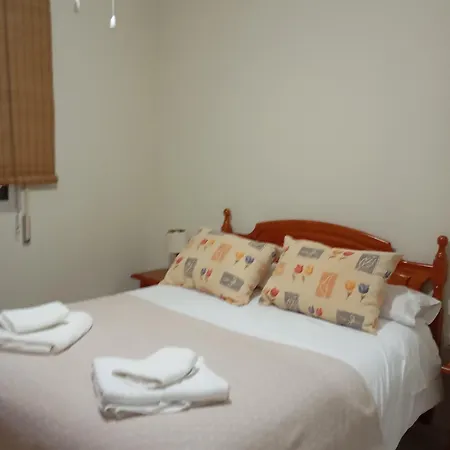 בית נופש Con Piscina Privada Y Barbacoa *
